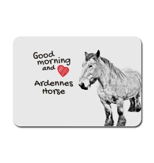 Cheval des Ardennes - tapis de souris imprimé, tapis de souris personnalisé avec un cheval, un gadget unique pour un employé de bureau de la marque Art-Dog