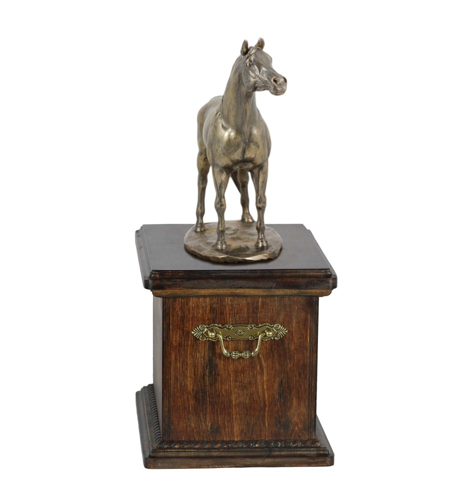 Cheval d'élevage australien - une urne pour les cendres d'un cheval, une urne avec une statuette, une élégante urne avec un cheval de la marque Art-Dog