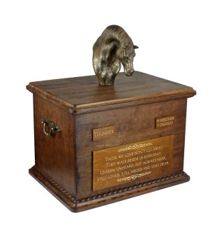 Australisches Zuchtpferd I - Eine Urne für die Asche eines Pferdes mit einer Statue, personalisierte Urne mit Gravur, große Schachtel für Pferdeasche von der Marke Art-Dog.