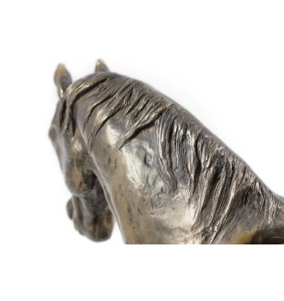 Cheval d'élevage australien I - une élégante statuette, un buste de cheval sur un socle en pierre, un trophée pour les courses de chevaux de la marque Art-Dog