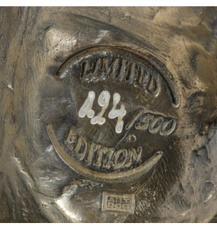 Cheval d'élevage australien I - une élégante statuette, un buste de cheval sur un socle en pierre, un trophée pour les courses de chevaux de la marque Art-Dog