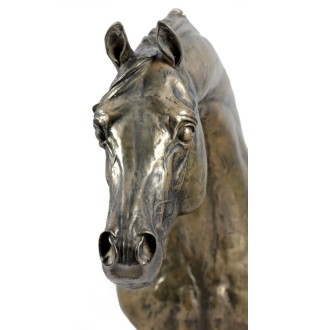 Cheval d'élevage australien - une grande statuette avec un cheval, un buste sur un socle en pierre, un prix prestigieux dans le concours de la marque Art-Dog