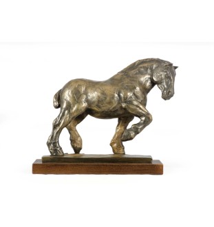 Cheval belge - une urne pour les cendres d'un cheval, une urne avec une statuette, une élégante urne avec un cheval de la marque Art-Dog