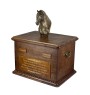 Braunes Pferd - Eine Urne für die Asche eines Pferdes mit einer Statue, personalisierte Urne mit Gravur, große Schachtel für Pferdeasche von der Marke Art-Dog.