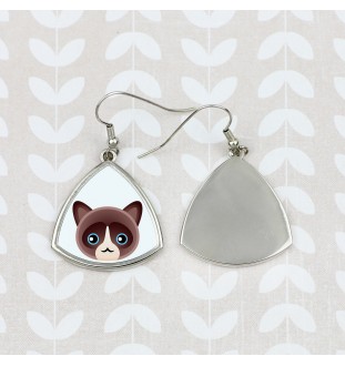 Chat des neiges - élégantes boucles d'oreilles en métal en cadeau de la marque Art-Dog