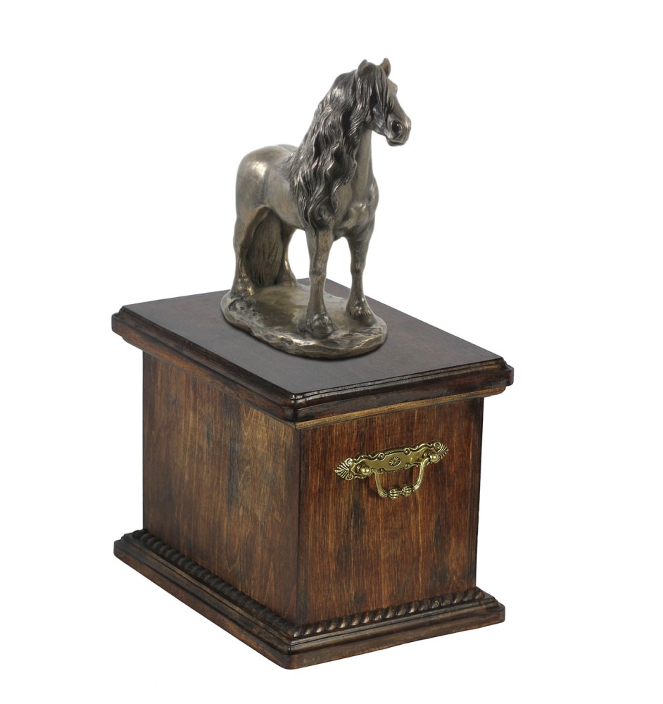 Friesen Hengst - Eine Urne für die Asche eines Pferdes, eine Urne mit einer Statue, eine elegante Urne mit einem Pferd von der Marke Art-Dog.