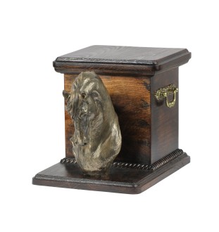 Cheval bai urne pour les cendres d'un cheval avec une statuette, urne élégante pour cheval, urne exceptionnelle avec buste de cheval de la marque Art-Dog