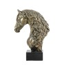 Cheval frison Mary - une grande statuette avec un cheval, un buste sur un socle en pierre, un prix prestigieux dans le concours de la marque Art-Dog