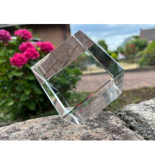 Cheval Holsteiner - un cube de cristal avec une photo de cheval, une photo de cheval dans le cristal, un presse-papiers cubique de la marque Art-Dog