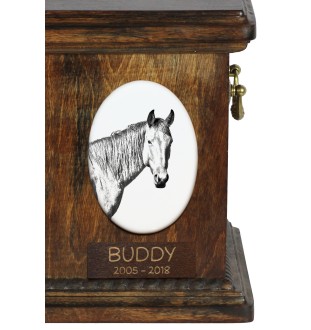 Namib-Wüstenpferd - Gedenktafel mit einem Pferdefoto, Grabplatte mit Druck, personalisierte ovale Platte von Art-Dog.