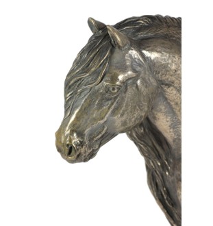 Fell pony-Tinker-Gypsy-Irish Cob - a large statuette with a horse, a bust on a stone base, a prestigious award in the Art-Dog brand competition.