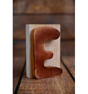 Vizsla, Hungarian Short-haired Pointer - wooden LOVE sign, interior decoration with a dog, charming ornament for the shelf by Art-Dog brand