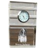 Braque italien - une horloge en verre avec une photo, une photo de chien dans un cristal, une horloge de bureau personnalisée de la marque Art-Dog