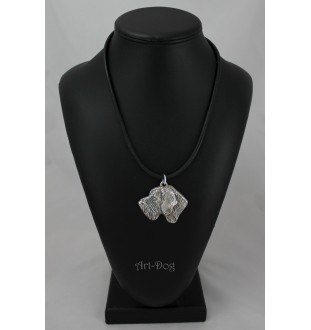 Chien d'arrêt allemand à poil dur, Braque allemand à poil dur - collier avec un chien, pendentif en plaqué argent pour les fans de chiens, bijoux uniques de la marque Art-Dog