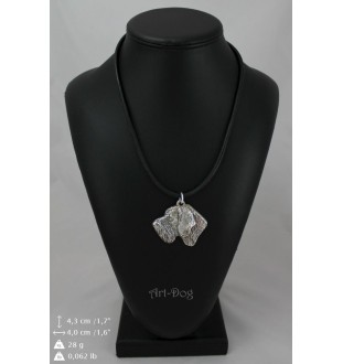 Chien d'arrêt allemand à poil dur, Braque allemand à poil dur - Collier de chien dans une boîte cadeau, médaillon argenté pour fan de chien, pendentif remarquable de la marque Art-Dog