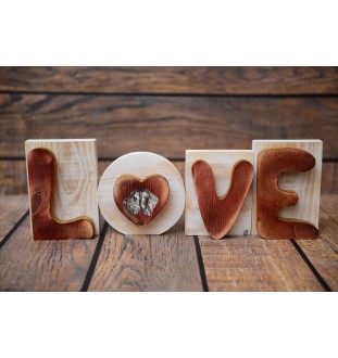 Deutsch Drahthaar - Holzschriftzug LOVE, Innendekoration mit Hund, entzückende Dekoration für das Regal der Marke Art-Dog