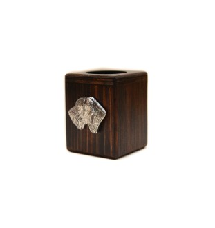 Chien d'arrêt allemand à poil dur, Braque allemand à poil dur - bougeoir en bois avec un chien, un souvenir unique après la perte d'un chien, une œuvre artisanale de la marque Art-Dog