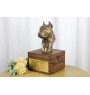 American Staffordshire Terrier, Amstaff VI - Eine Ascheurne für Hunde mit einer Statuette, eine kleine Urne für Hunde, eine personalisierte Urne mit dem Porträt eines Hundes von der Marke Art-Dog.