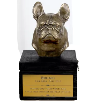 Französische Bulldogge I - eine Urne mit Gravur und Hundeskulptur, letzter Abschied, handgefertigtes Produkt der Marke Art-Dog