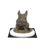 Französische Bulldogge II - Hundestatue, Figur auf weißem Sockel, Trophäe für die Art-Dog-Hundeaustellung.