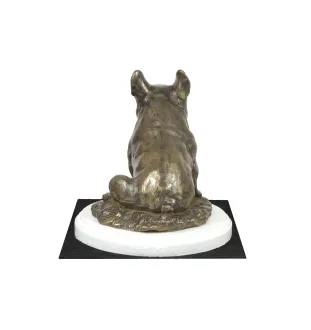 Bouledogue français II - statuette de chien, figurine sur un socle blanc, trophée pour exposition de chiens de la marque Art-Dog