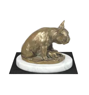 Französische Bulldogge I - Hundestatue, Figur auf weißem Marmor, Trophäe für die Art-Dog-Hundeaustellung