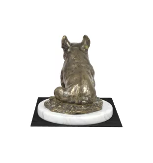 Französische Bulldogge II - Hundestatue, Figur auf weißem Marmor, Trophäe für die Art-Dog-Hundeaustellung