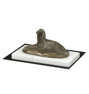 Afghanischer Windhund, Afghane - Hundestatue, Figur auf weißem Marmor, Trophäe für die Art-Dog-Hundeaustellung