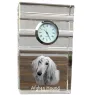 Levrier afghan, Tazi - une horloge en verre avec une photo, une photo de chien dans un cristal, une horloge de bureau personnalisée de la marque Art-Dog