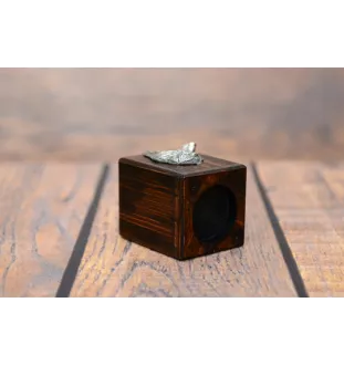 Levrier afghan, Tazi I - bougeoir en bois avec un chien, un souvenir unique après la perte d'un chien, une œuvre artisanale de la marque Art-Dog