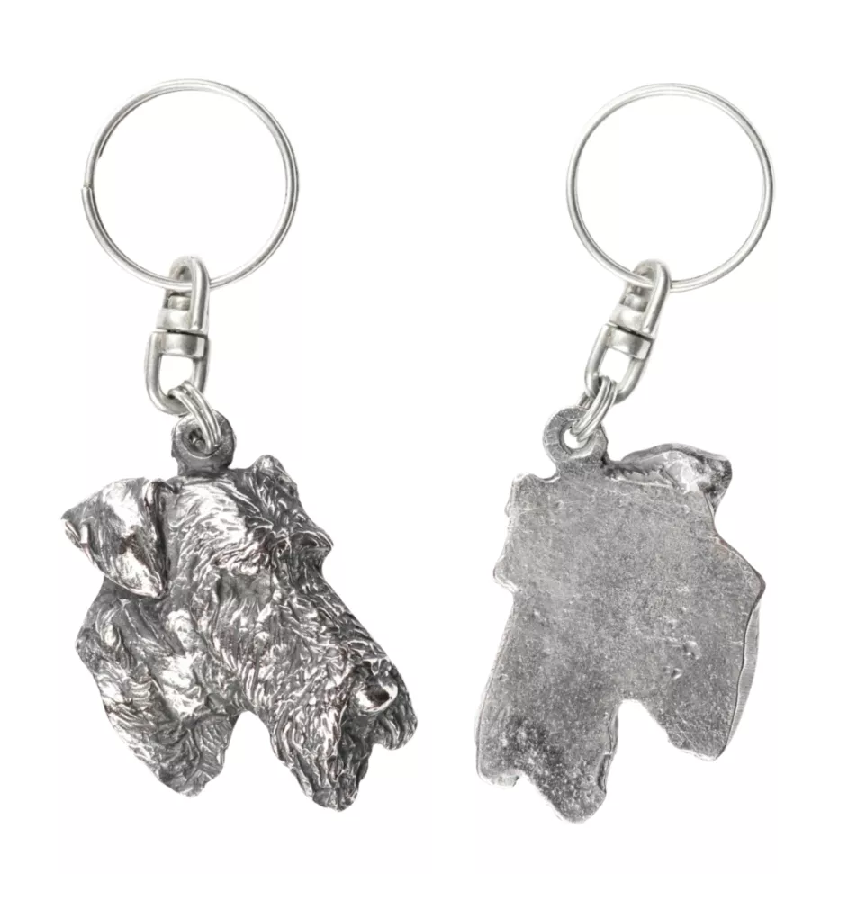 Airedale Terrier, Waterside Terrier, Bingley Terrier - Pendentif argenté avec un chien dans une boîte décorative, décoration de sac à main, pendentif de sac à dos par la marque Art-Dog