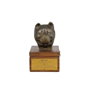 Akita, Akita Inu - Eine Ascheurne für Hunde mit einer Statuette, eine kleine Urne für Hunde, eine personalisierte Urne mit dem Porträt eines Hundes von der Marke Art-Dog.