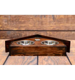 Alaskan Malamute - wooden stand with bowls for a dog, decorative dog bowls, a gift for adopting a dog from the Art-Dog brand