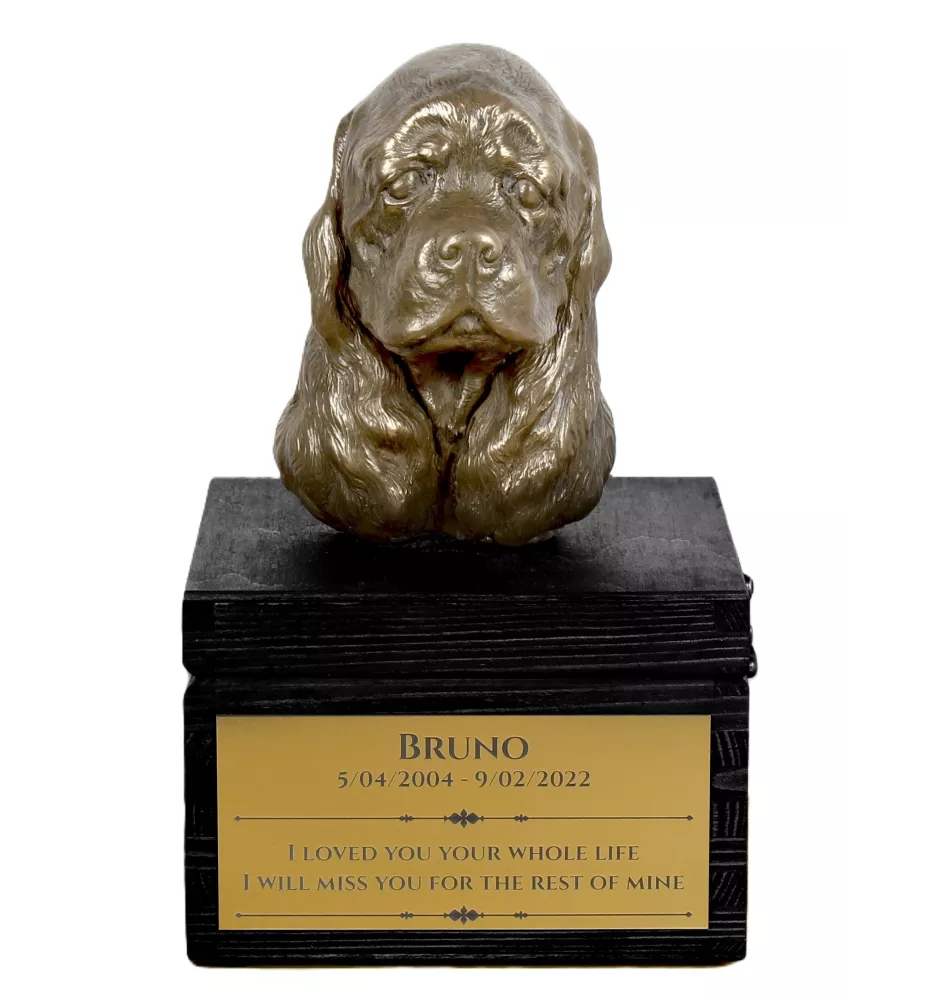 American Cocker Spaniel, Merry Cocker - an urn with an engraving and a sculpture of a dog, a handmade product by the Art-Dog brand.