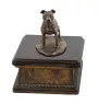 American Staffordshire Terrier, Amstaff V urne in Hundeasche, personalisierte Urne mit Statue, Holzurne mit Hund von Art-Dog