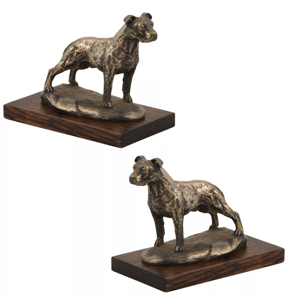 Amerykański Staffordshire terrier statuetka na piaskowym kamieniu Art-Dog
