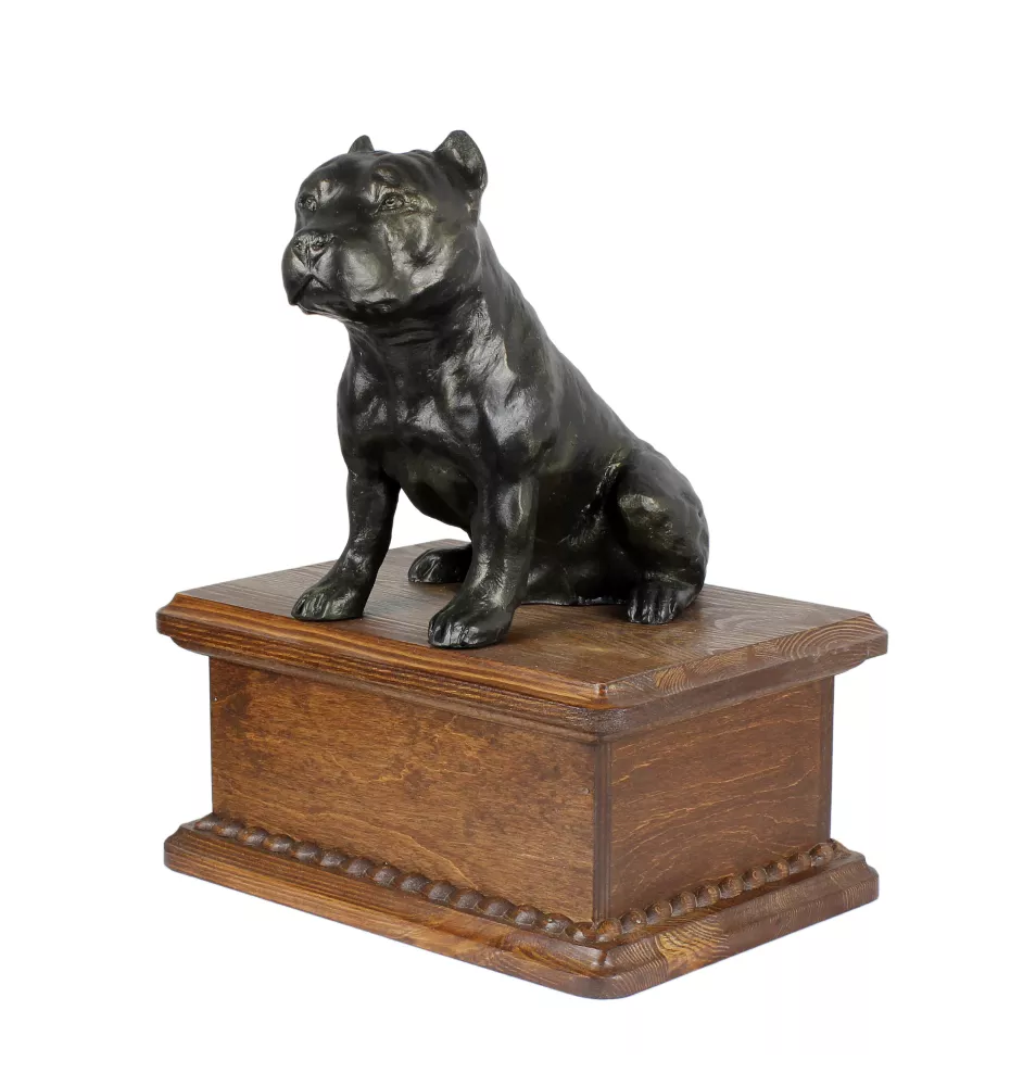 Amerykański Staffordshire terrier niska urna z siedzącą figurką z żywicy Art-Dog