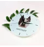 American Staffordshire Terrier, Amstaff - geometrische Wanduhr mit Bild und Aufschrift der Marke Art-Dog