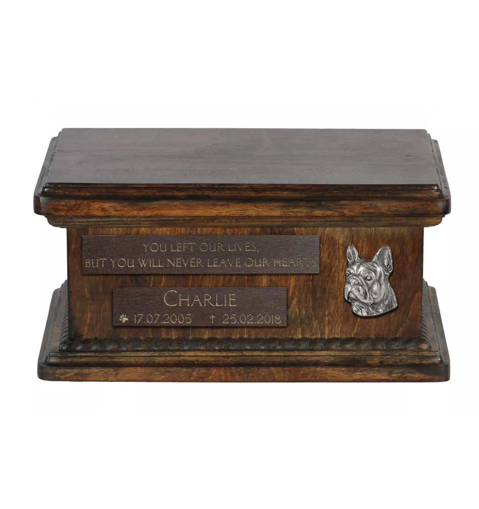 Bouledogue français II - urne en bois pour les cendres d'un chien, urne personnalisée avec une gravure, petite urne pour les cendres de chien de la marque Art-Dog