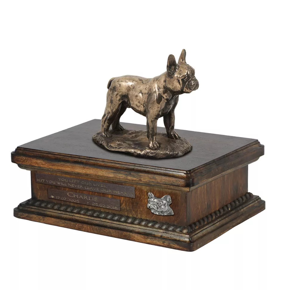 Bouledogue français I - urne pour cendres de chien, urne personnalisée avec une statuette, urne en bois avec un chien de la marque Art-Dog