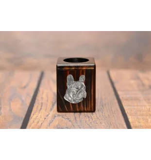Bouledogue français I - bougeoir en bois avec un chien, un souvenir unique après la perte d'un chien, une œuvre artisanale de la marque Art-Dog