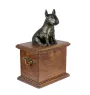 Bulterier urna z siedzącą figurką Art-Dog