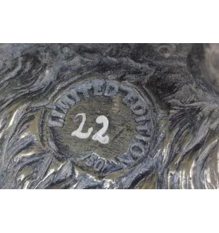 Bouledogue français I - une statuette exclusive de chien, une décoration intérieure de luxe, une édition limitée de figurines de la marque Art-Dog