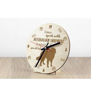 Berger Australien - horloge avec chien, horloge en bois, horloge murale pour les amoureux des chiens, horloge de bureau et étagère, Art-Dog