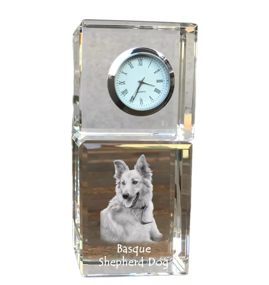 Berger basque - montre en cristal avec photo, photo de chien dans un cristal, horloge de bureau personnalisée de la marque Art-Dog
