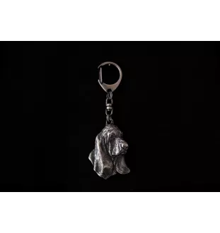 Basset Hound II - Porte-clés argenté avec un chien dans une boîte cadeau, décoration de sac à main, pendentif de sac à dos par la marque Art-Dog