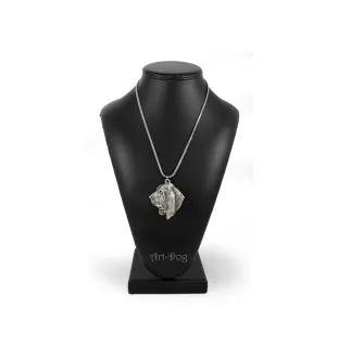 Basset Hound I - un collier avec un chien, un pendentif de chien sur une chaîne en argent, un bijou unique de la marque Art-Dog