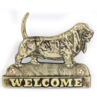 Basset Hound - a door sign with a dog, a brass welcome plaque, a unique sign with the inscription Welcome from the Art-Dog brand