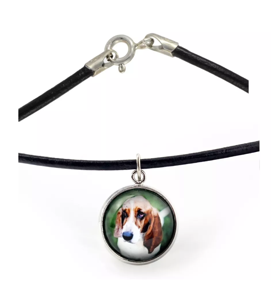 Basset Hound - necklace in a box, elegant decoration, pendant from the Art-Dog brand
