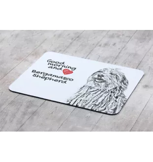 Bergamasker Hirtenhund, Berger de bergame - Mauspad mit Druck, personalisiertes Mauspad mit Hund, einzigartiges Gadget für Büroangestellte von Art-Dog.
